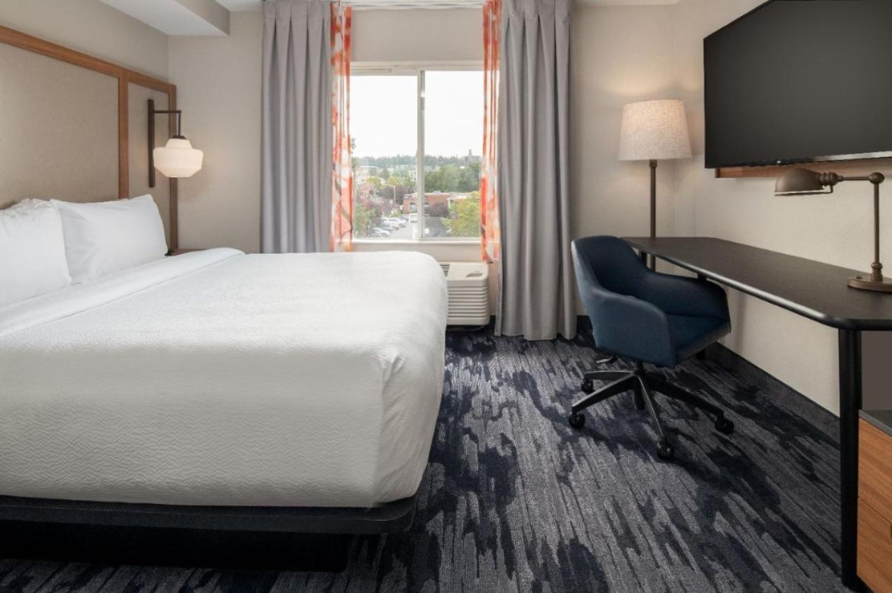 Fairfield Downtown Hotel 3*