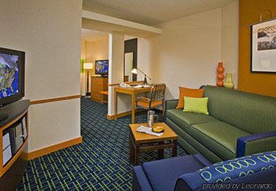 Fairfield Downtown Hotel